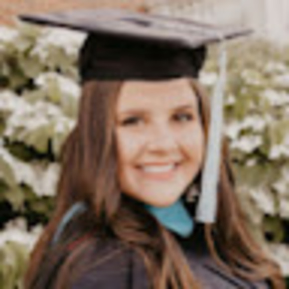 Meet your Posher, Tessa - Picture 1 of 1